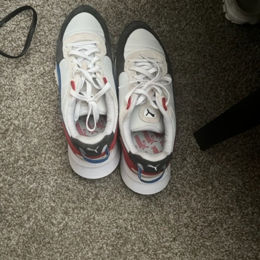 Puma Sneakers Men size (11 and 11.5)